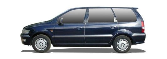 MITSUBISHI_SPACE_WAGON_(N9_W,_N8_W)